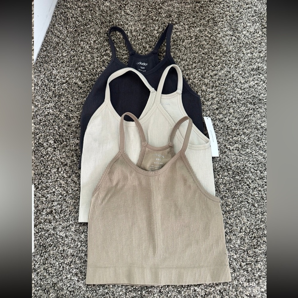 Tank top bundle